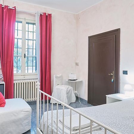 קסטלנואובו דל גארדה B&B Da Miriam מראה חיצוני תמונה