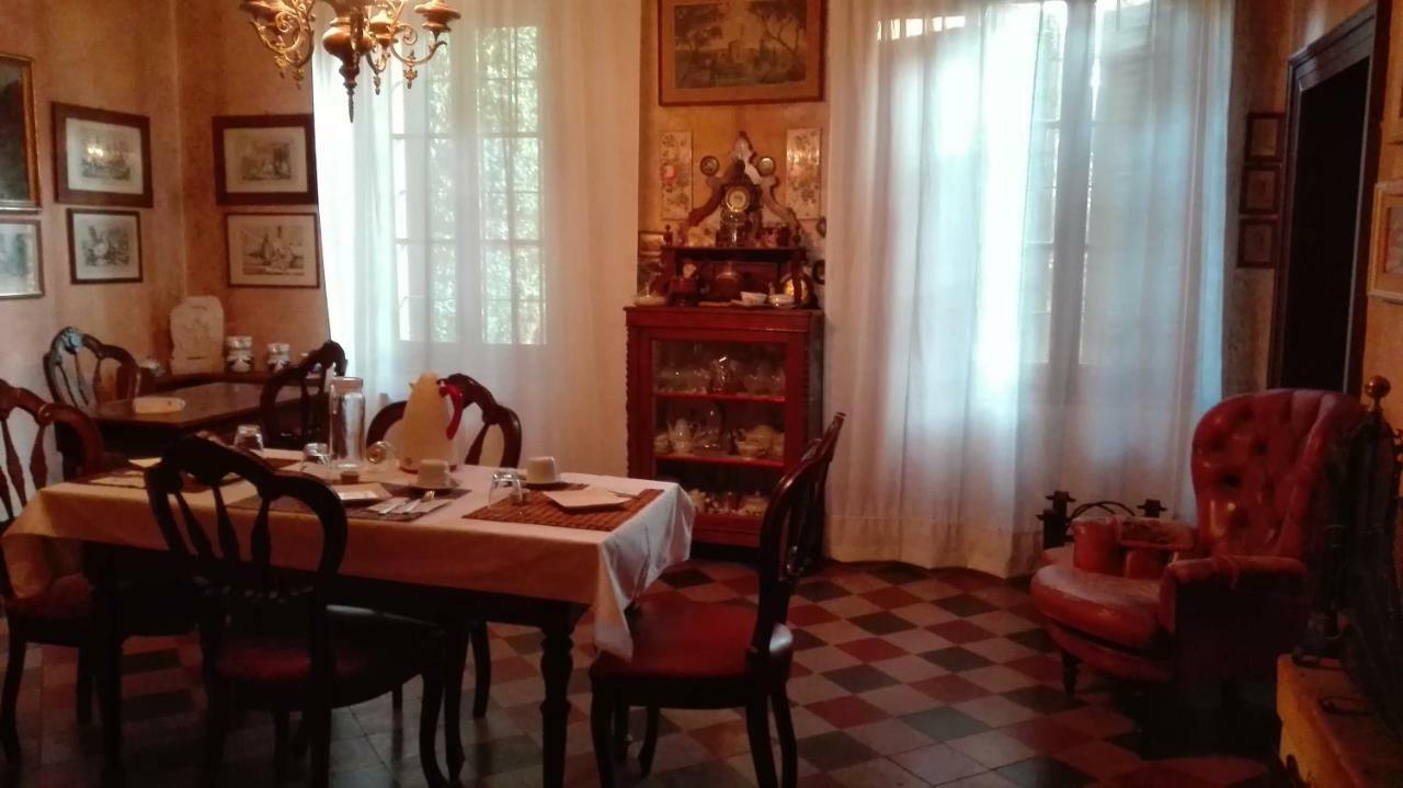 קסטלנואובו דל גארדה B&B Da Miriam מראה חיצוני תמונה